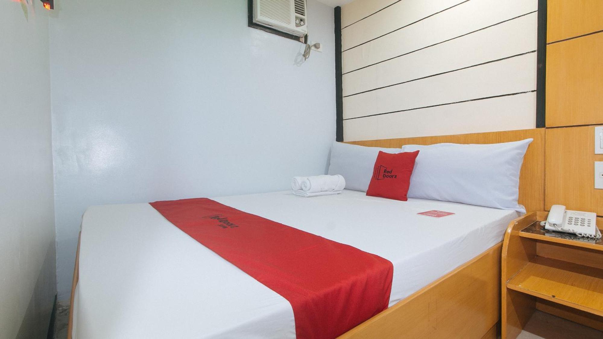 Reddoorz At Ranchotel Alabang Muntinlupa City Exterior foto