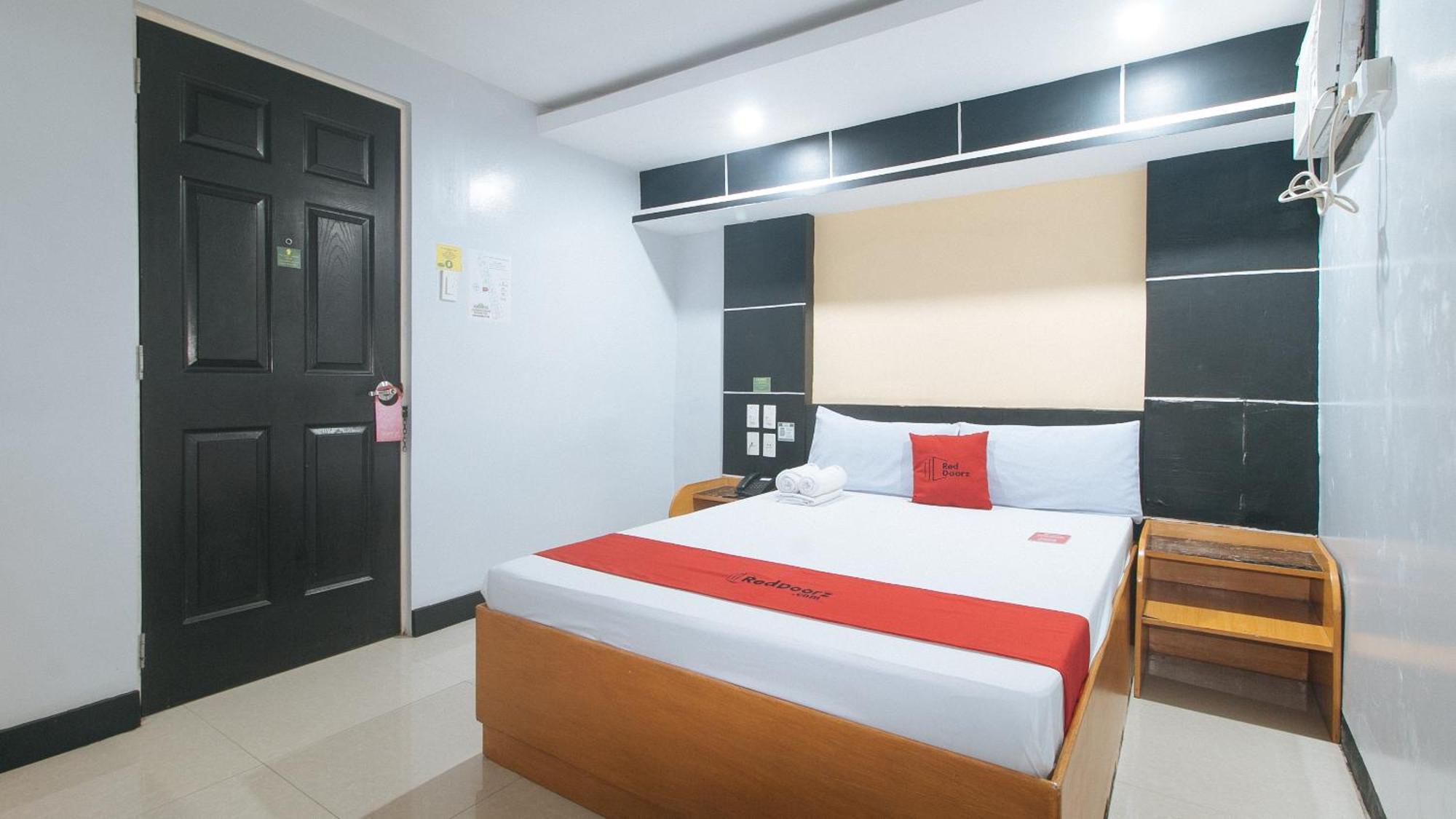 Reddoorz At Ranchotel Alabang Muntinlupa City Exterior foto